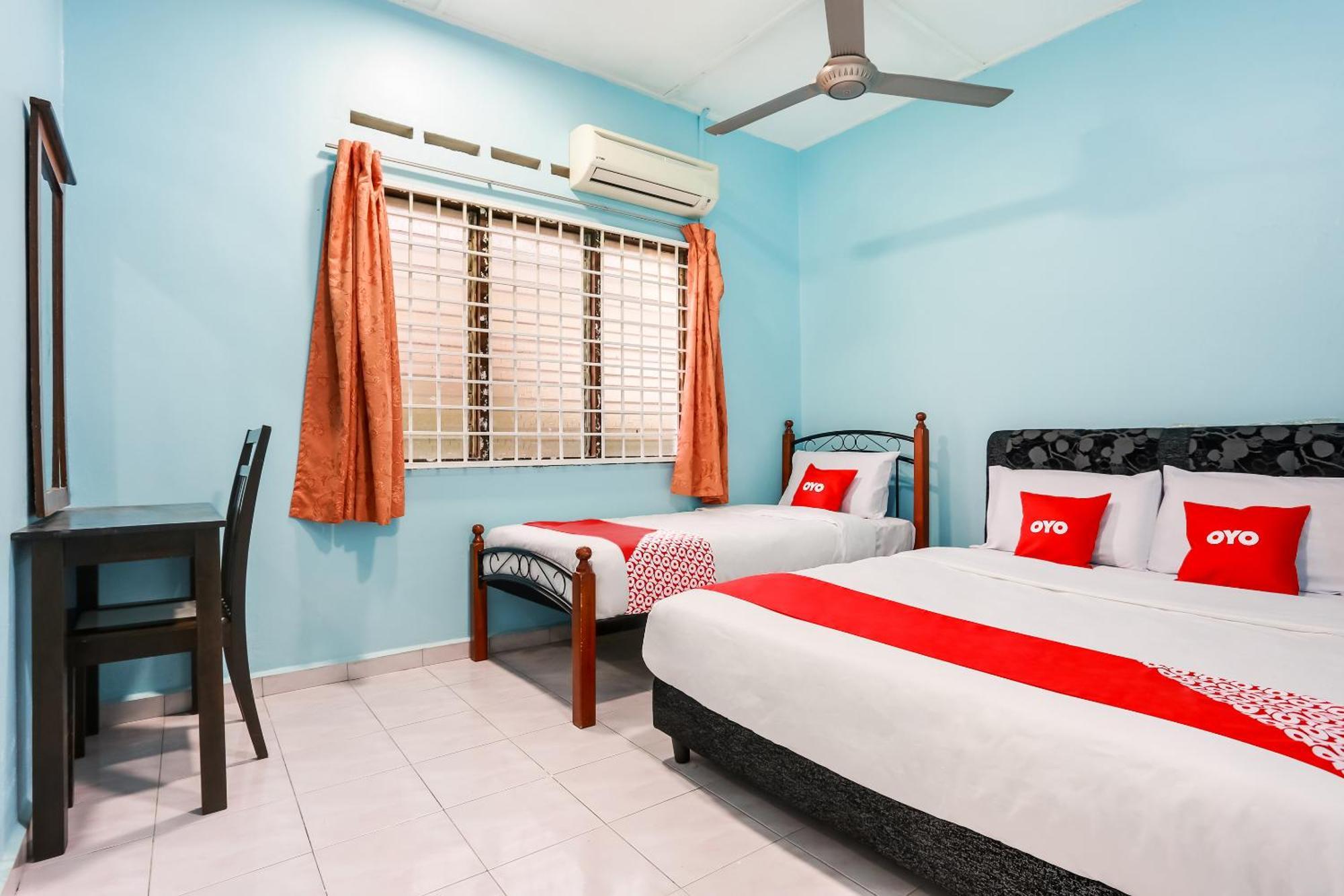 Oyo 44094 Bangi Lanai Hotel Kültér fotó