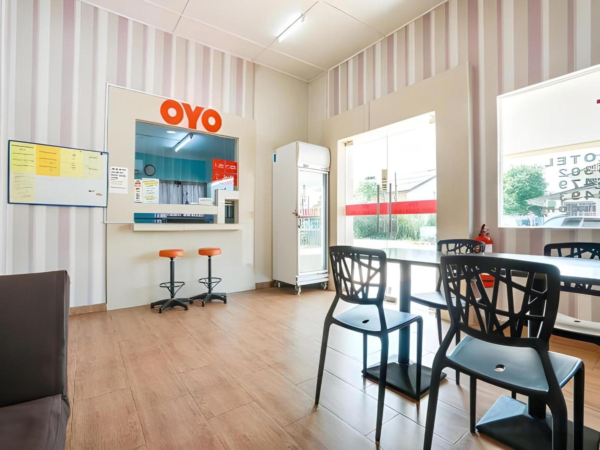 Oyo 44094 Bangi Lanai Hotel Kültér fotó